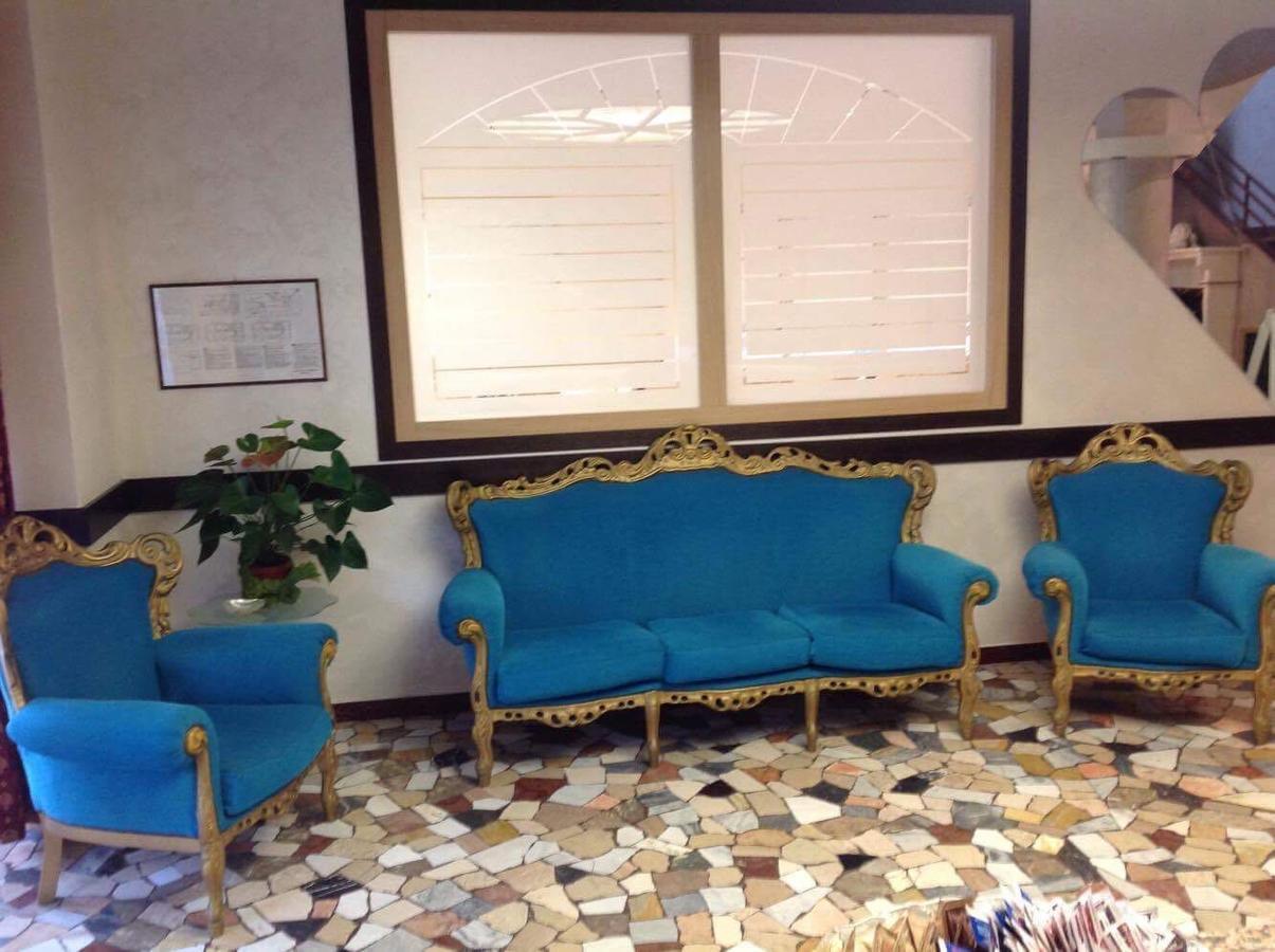 Hotel Sombrero Rimini Bagian luar foto